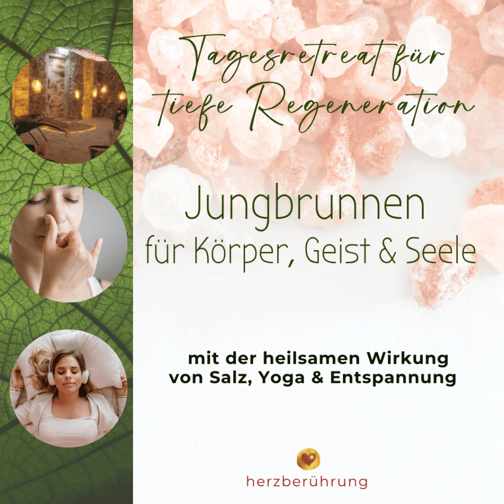 Flyer mit einer Salzgrotte, einer meditierenden Frau, einer Frau beim Yoga und einer Nahaufnahme eines Blattes. Der Text wirbt für einen Wellness-Aufenthalt, bei dem die Regeneration von Körper, Geist und Seele durch Salz, Yoga und Entspannung im Mittelpunkt steht.